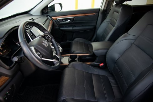 Used 2020 Honda CR-V Touring image 11