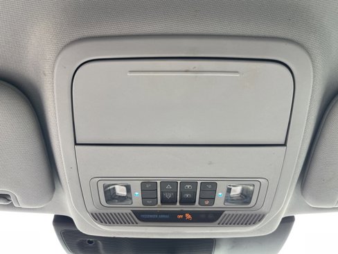 Used 2023 Ford Explorer XLT w/ Equipment Group 202A image 30