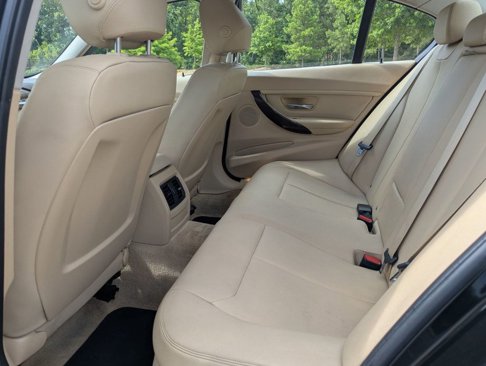Used 2015 BMW 320i Sedan image 17