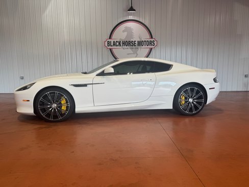 Used 2015 Aston Martin DB9 Coupe image 2