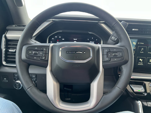 Used 2025 GMC Sierra 3500 Denali w/ Denali Reserve Package image 38