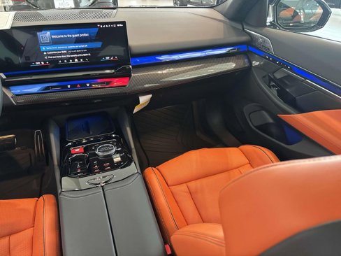 New 2026 BMW M5 w/ Executive Package image 32