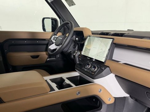 New 2026 Land Rover Defender 110 S image 17