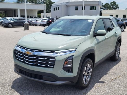 New 2026 Chevrolet Equinox LT w/ Safety and Technology Package image 6
