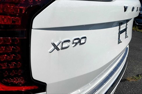 New 2026 Volvo XC90 B5 Plus image 6
