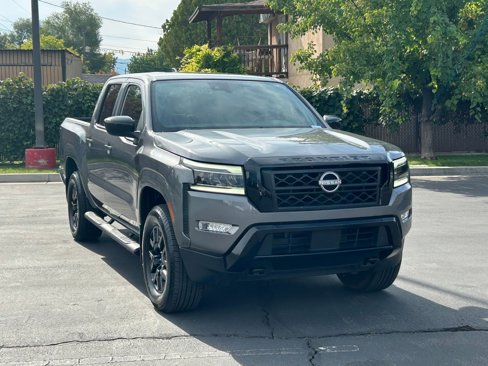 Used 2023 Nissan Frontier SV w/ Midnight Edition Package image 7
