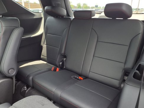 New 2026 Chevrolet Traverse Z71 w/ Enhanced Driving Package image 16