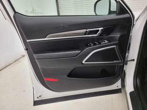Used 2025 Kia Telluride EX X-Line image 35