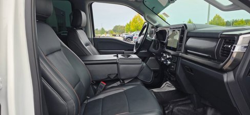 Used 2024 Ford F350 Lariat w/ Black Appearance Package image 12