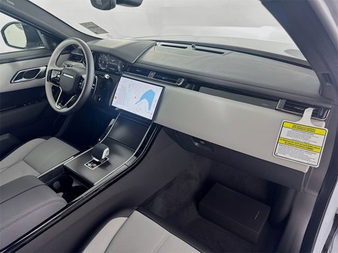New 2026 Land Rover Range Rover Velar Dynamic SE image 29