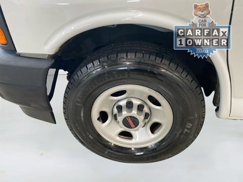 Used 2019 GMC Savana 2500 image 16