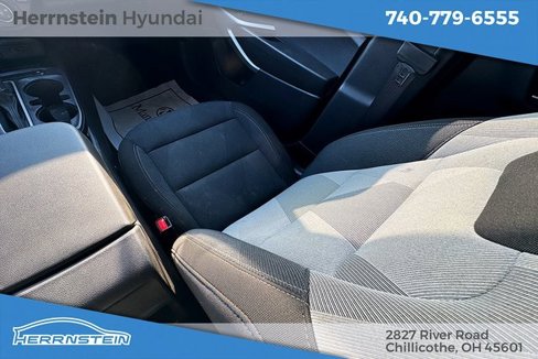 Used 2025 Chevrolet Trax LS w/ LS Convenience Package image 14