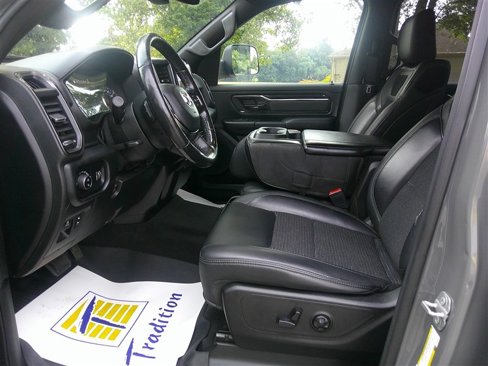 Used 2020 RAM 1500 Big Horn w/ Built-to-serve Edition image 10