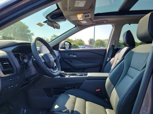 New 2026 Nissan Rogue SV w/ SV Premium Package image 15
