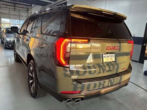 New 2026 GMC Yukon AT4 Ultimate w/ LPO, Floor Liner Package image 36
