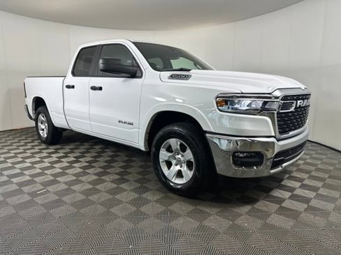 Used 2025 RAM 1500 Big Horn image 2