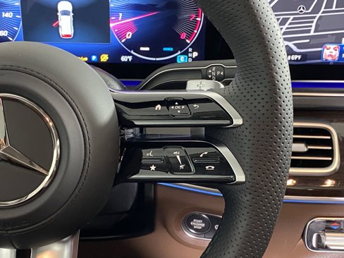 New 2025 Mercedes-Benz GLS 580 4MATIC image 30