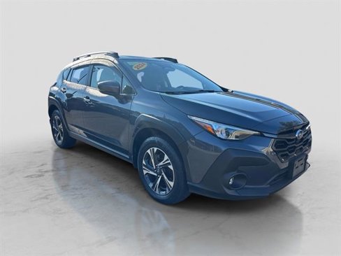 Used 2024 Subaru Crosstrek 2.0i Premium image 5