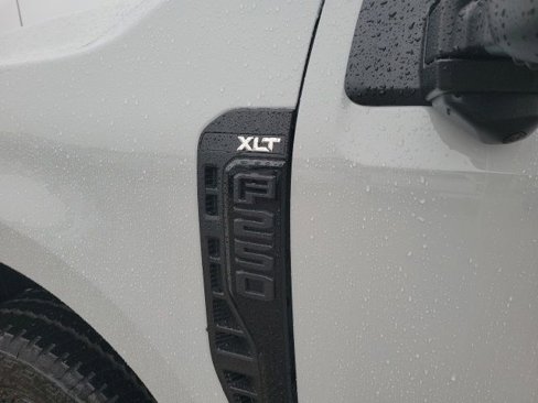 New 2026 Ford F250 4x4 Crew Cab Super Duty image 11