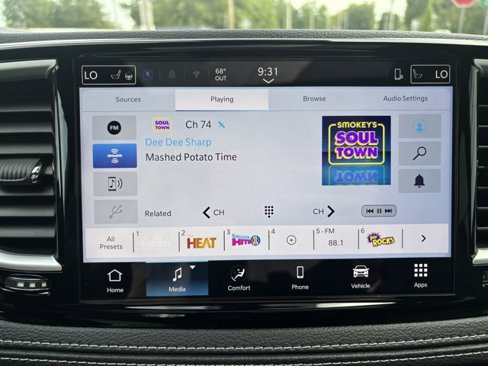 New 2026 Chrysler Pacifica Select image 18