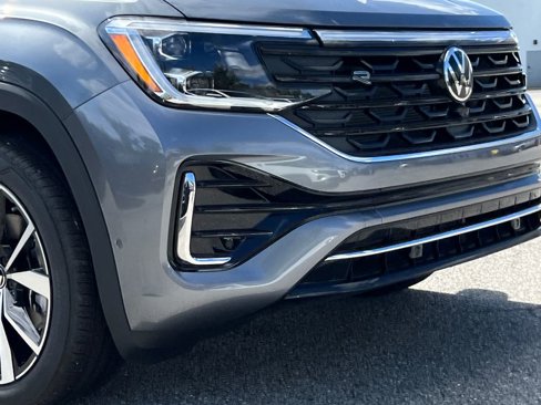 New 2025 Volkswagen Atlas SEL Premium R-Line image 2