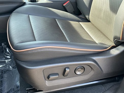 Certified 2024 GMC Canyon AT4 w/ AT4 Premium Package image 19