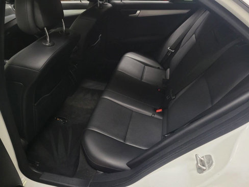 Used 2014 Mercedes-Benz C 250 Sedan image 19