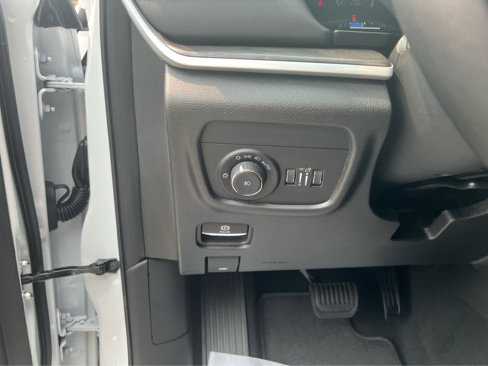 New 2025 Jeep Grand Cherokee L Limited w/ Black Appearance Package image 25
