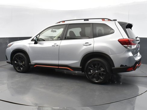 Used 2024 Subaru Forester Sport image 2