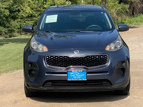 Used 2019 Kia Sportage LX image 2