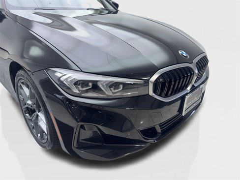 Used 2025 BMW 330i Sedan image 17
