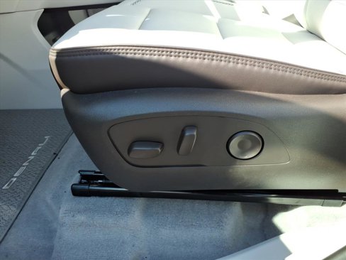 New 2026 GMC Acadia Denali w/ Super Cruise Package image 11