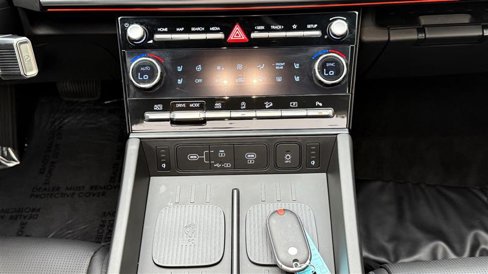 Used 2024 Hyundai Santa Fe Calligraphy image 23