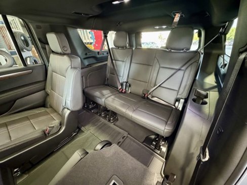 New 2026 Chevrolet Suburban High Country w/ Sun And Tow Package image 11