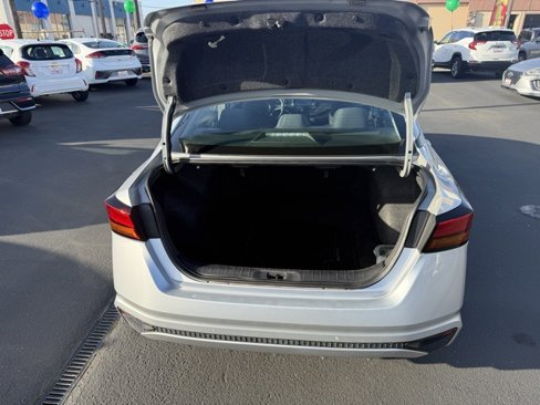 Used 2023 Nissan Altima 2.5 SV image 11