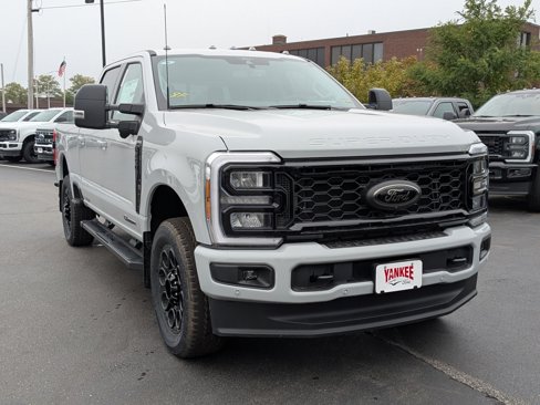 New 2026 Ford F250 Lariat w/ Black Appearance Package image 1