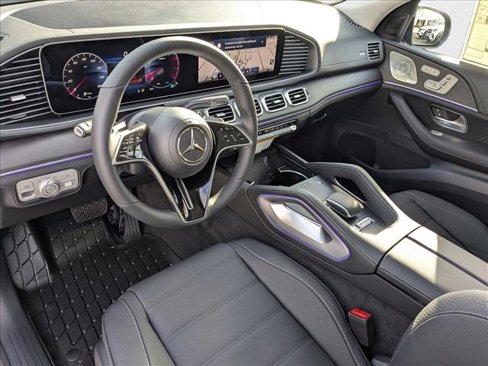 New 2026 Mercedes-Benz GLS 450 4MATIC image 3
