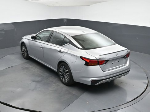 Used 2024 Nissan Altima 2.5 SV image 20