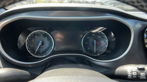 New 2026 Chrysler Voyager LX image 26