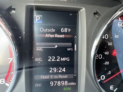 Used 2016 Toyota RAV4 SE image 21