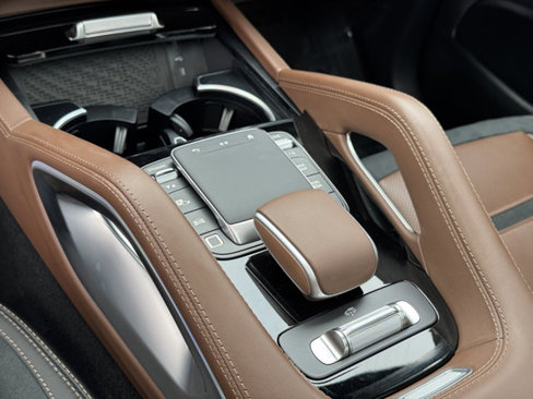 New 2026 Mercedes-Benz GLE 53 AMG 4MATIC Coupe image 9