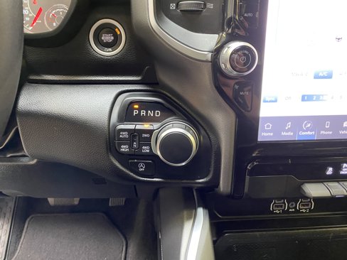 Used 2025 RAM 1500 Lone Star image 45