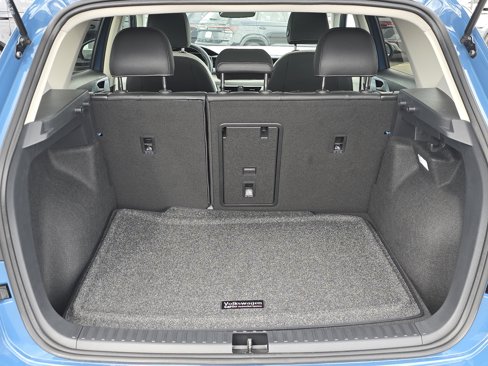 New 2025 Volkswagen Taos SE image 20