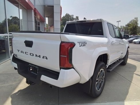 New 2025 Toyota Tacoma TRD Sport image 8