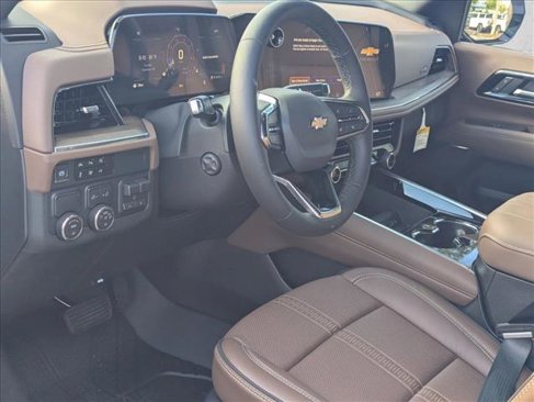 New 2026 Chevrolet Suburban High Country image 3