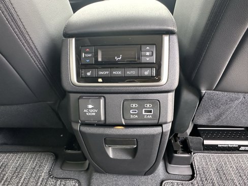 New 2025 Subaru Ascent Bronze Edition image 26