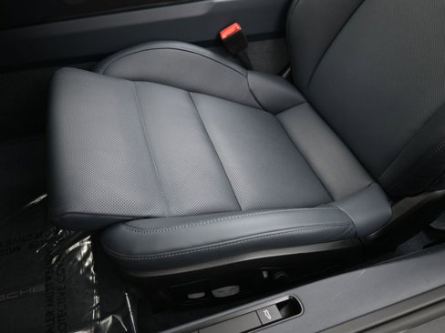 Certified 2025 Porsche 911 Carrera image 21