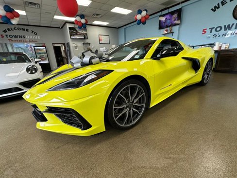 Used 2023 Chevrolet Corvette Stingray Convertible w/ Z51 Performance Package image 20