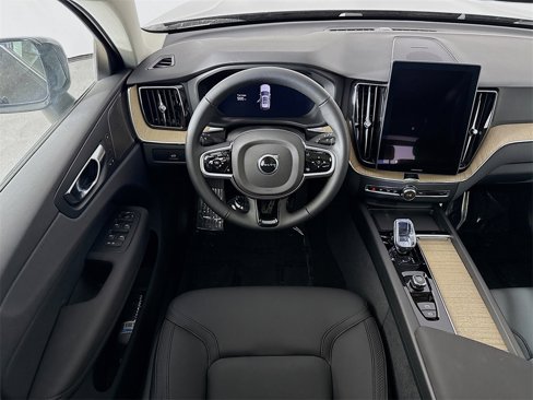 New 2026 Volvo XC60 B5 Plus w/ Protection Package image 24