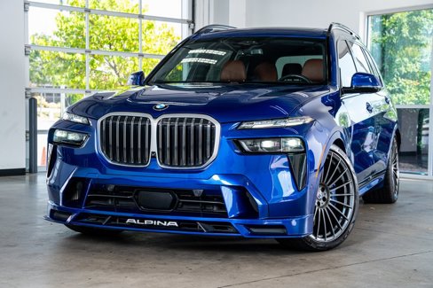 Used 2024 BMW ALPINA XB7 image 2